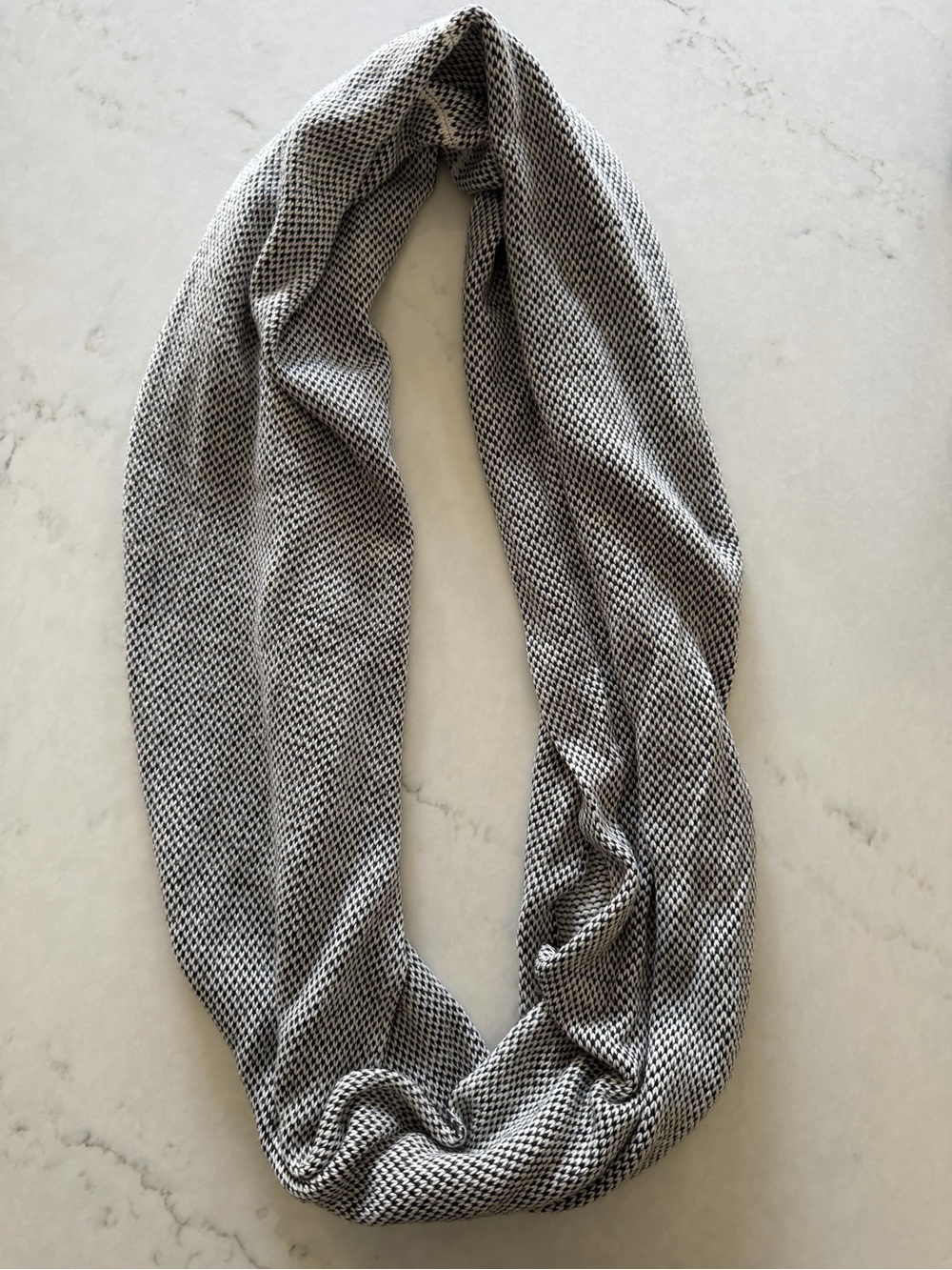 H&M Black and Light Gray Knit Infinity Scarf